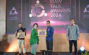 Dirut PLN Raih Penghargaan Tokoh Bisnis Berpengaruh dalam MAW Talk Awards 2024