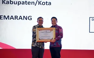 Wow! Kota Semarang Ranking 1 Grand Design Pembangunan Kependudukan Award 2024