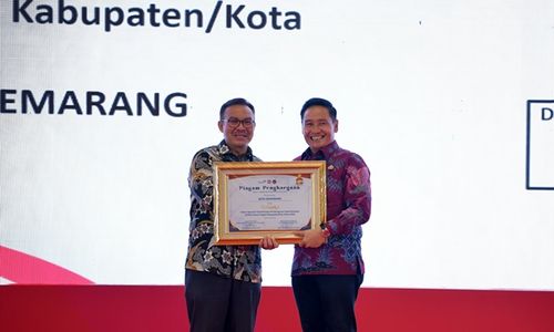 Wow! Kota Semarang Ranking 1 Grand Design Pembangunan Kependudukan Award 2024