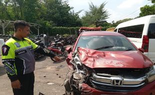 3 Kendaraan Terlibat Kecelakaan di Padas Klaten, 5 Orang Luka Ringan