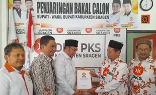 Resmi Daftar Cabup Sragen ke PKS & PKB, Staf Kepresidenan Mau Petani Sejahtera