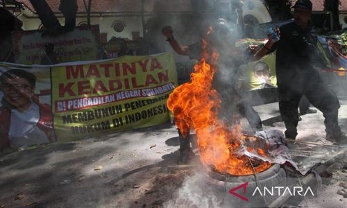 Terdakwa Ronald Tannur Divonis Bebas, Ratusan Orang Geruduk PN Surabaya