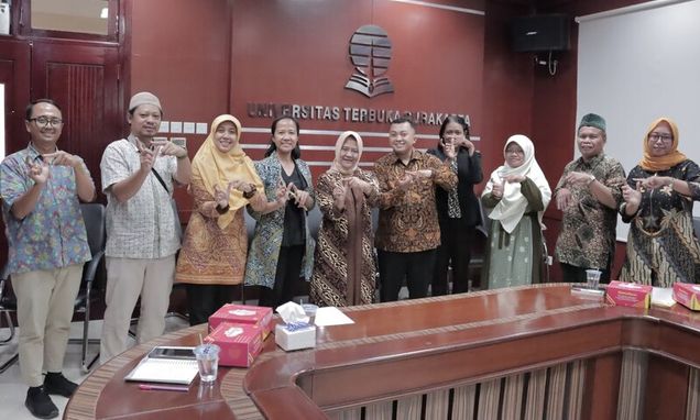 Kembangkan Pendidikan di Bidang Hukum, Peradi Karanganyar Gandeng UT Surakarta