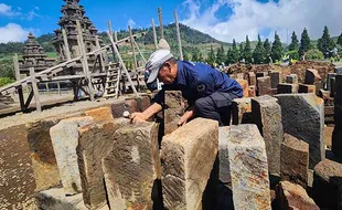 Rehabilitasi Candi Srikandi di Dataran Tinggi Dieng