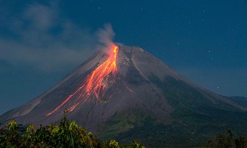 Gunung Merapi Keluarkan 31 Kali Guguran Lava Pijar