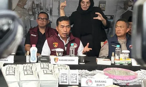 Bareskrim Polri Bongkar Pabrik Narkoba Terbesar se-Indonesia di Kota Malang