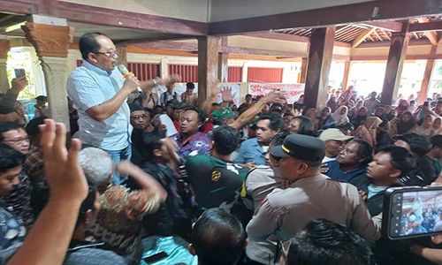 Diwarnai Demo, 130 Pendaftar Kelas Jauh SMAN 1 Karangnongko Klaten Diterima