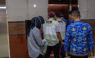 KPK Temukan Barang Bukti Ini Selama Penggeledahan di Pemkot Semarang