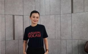 Kimberly Rider Berperan sebagai Jurnalis di Film"Bangsal Isolasi”