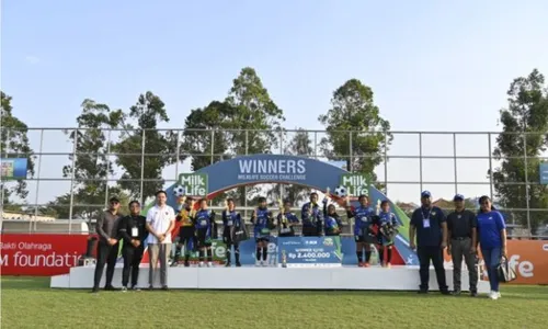 SD Kristen Manahan dan SDN Tempel Juara MilkLife Soccer Challenge–Solo Series 1