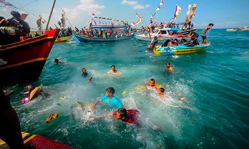 Hasil Tangkapan Ikan Melimpah, Nelayan di Pandeglang Gelar Tradisi Ruwat Laut