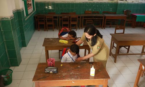 Tetap Semangat Meski hanya Ada 2 Siswa Baru di SDN Dawung Tengah Solo