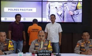 Polisi Pacitan Bekuk Dukun Palsu Pengganda Uang, Korbannya Guru hingga ASN