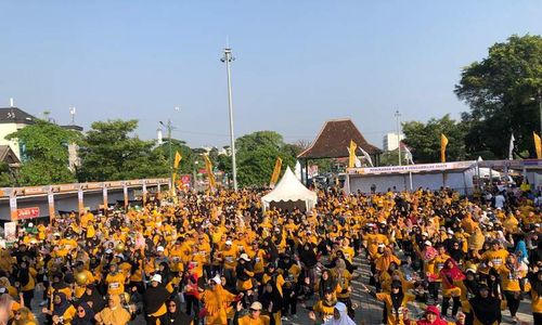 1.500 Orang Ikuti Jalan Sehat dan Senam Bersama Rayakan Milad ke-12 Hajar Aswad