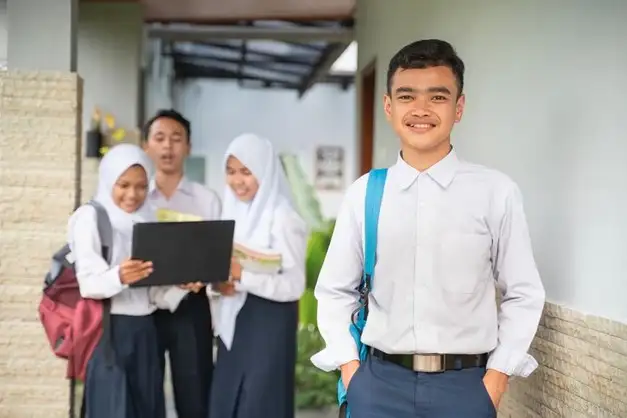 Disdikbud Boyolali Teken SE Larangan Jual-Beli Seragam di Sekolah, Simak Isinya