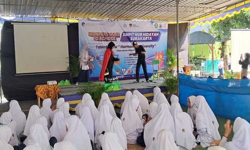 506 Siswa SMPIT Nur Hidayah Solo Belajar Sejarah Lewat Monpers Goes to School