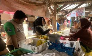 Sering Blusukan, Pedagang Pasar Karanganyar Dukung Sudaryono di Pilgub Jateng