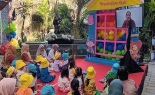 Monumen Pers Nasional Kenalkan Perpustakaan Anak ke Sekolah secara Hybrid