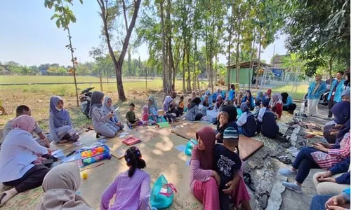 Cegah Stunting, Dokter RSUD Ir Soekarno Sukoharjo Beri Edukasi ke Posyandu