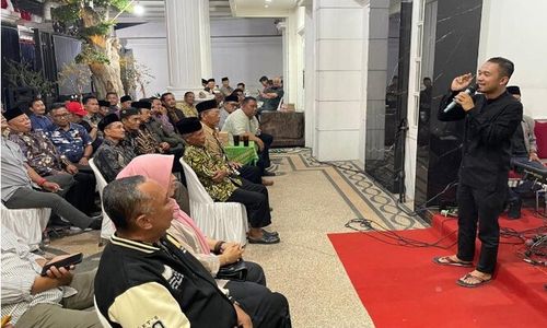 Paryono Kumpulkan Kades Munculkan Spekulasi bakal Maju Pilkada Karanganyar