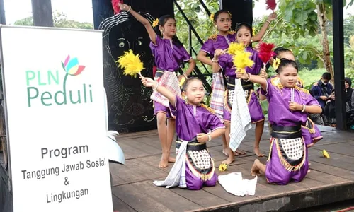 Sekolah Sungai Siluk Bantul Binaan TJSL PLN Luluskan 37 Siswa Kejar Paket C