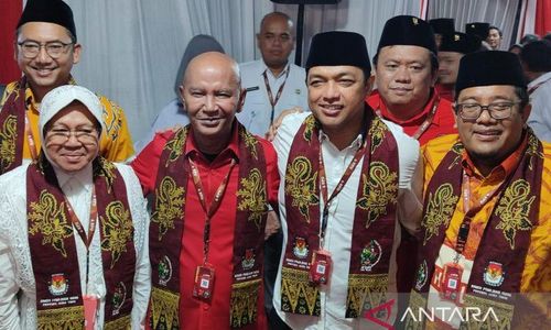 Cuma Diusung 2 Parpol, Risma-Gus Hans Tak Takut Hadapi Petahana di Pilgub Jatim