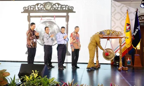 Bank Jateng Bersama Pemkab Temanggung Luncurkan KKPD QRIS