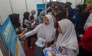 Sediakan 5.000 Loker, Klaten Gumregah Job Fair 2024 Diserbu Pencari Kerja