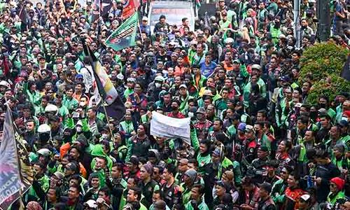 Ribuan Pengemudi Ojek Online Demo di Jakarta, Sampaikan Sejumlah Tuntutan