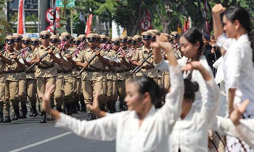 Kapolri Pimpin Peringatan Hari Juang Polri untuk Pertama Kalinya di Surabaya