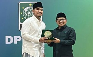 Kaesang Masih Istikharah Tentukan Maju Pilgub Jakarta atau Jateng