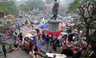 10 Berita Terpopuler : Pasar Seni Ubud Bali Terbakar-Karnaval Budaya Klaten