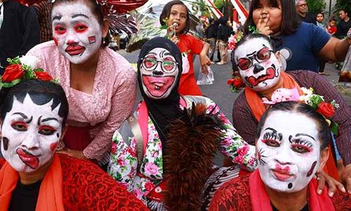 Kemeriahan Kirab Budaya Bothekan di Tegalharjo Solo