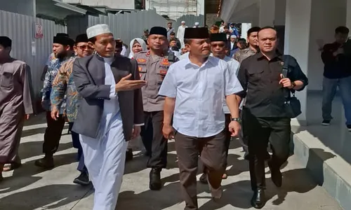 Ponpes Masih Jadi Tempat Favorit Calon Kandidat Pilkada 