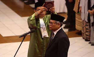 Momen Pelantikan Prof Hartono sebagai Rektor UNS Solo Periode 2024-2029