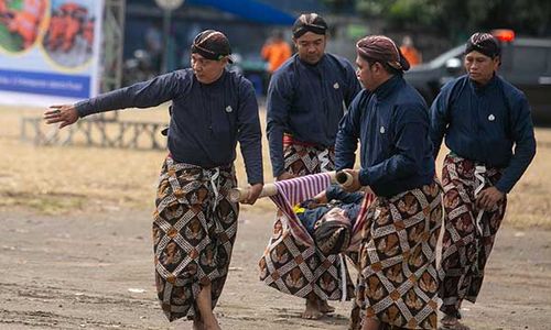 Aksi Abdi Dalem Keraton Yogyakarta Ikuti Latihan Gabungan Urban SAR