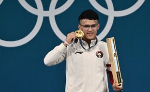 Rizki Juniansyah Tambah Emas Olimpiade Paris dari Angkat Besi