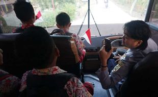 Sempat Viral, Ini Kisah Bus Sekolah Gratis dan Sopirnya yang Ramah di Wonogiri