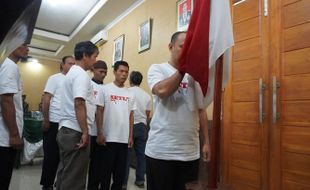 13 Eks Anggota JI di Boyolali Ikrar Setia NKRI dan Cium Bendera Merah Putih