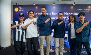 Garuda Indonesia Dukung Konser 30 Tahun Band GIGI di Jakarta