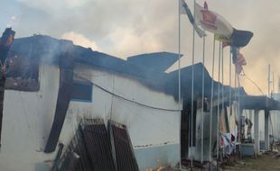 Jelang Pilkada Serentak 2024, Kantor KPU Papua Pegunungan Malah Dibakar Massa