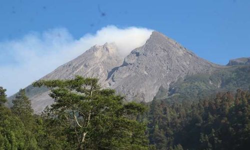 Sepekan, Merapi Luncurkan Empat Kali Awan Panas dan Guguran Lava