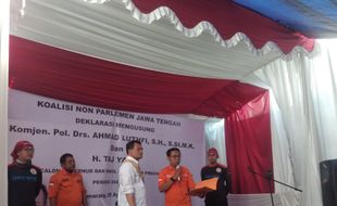 Partai Nonparlemen Dukung Ahmad Luthfi-Gus Yasin di Pilgub Jateng 2024