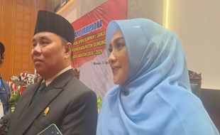 Beda Parpol, Pasangan Suami-Istri Ini Dilantik Jadi Anggota DPRD Gunungkidul