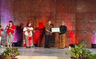 30 Tokoh Karanganyar Terima Kadin Award 2024 