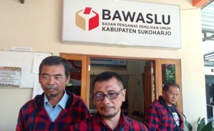 Datangi Bawaslu Sukoharjo, Tim Tuntas-Djayendra Konsultasi Gugatan Sengketa