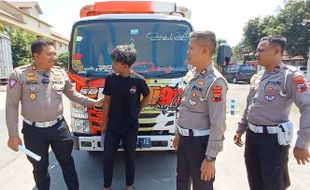 Polres Sragen Ciduk Sopir Truk Tebu Ugal-Ugalan Viral di Medsos