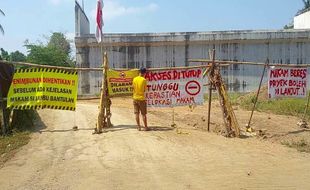 Makam Tak Segera Direlokasi, Warga Sleman Tutup Akses Proyek Tol Jogja-Bawen