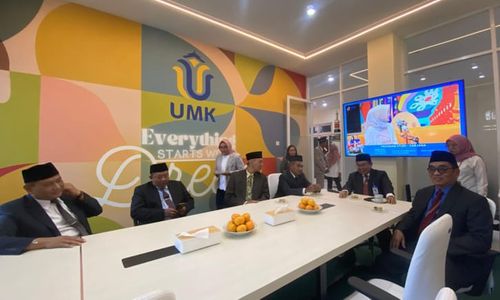 Tingkatkan Layanan, Universitas Muria Kudus Luncurkan Videotron & Press Corner