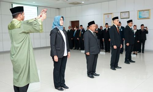 Profil Profesor Fitria Rahmawati, Wakil Rektor Perempuan Pertama UNS Solo